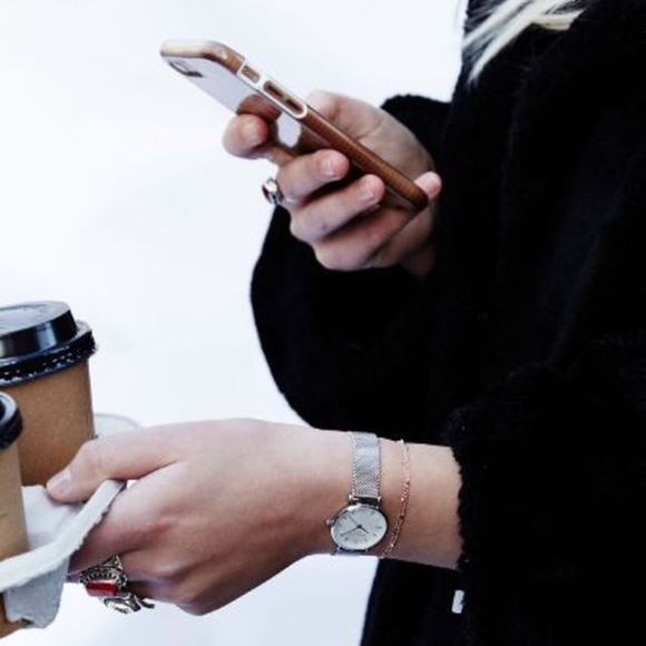 Minimalist Stainless Steel Slim Trendy Watch - Picture 4 of 8